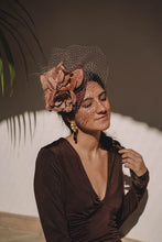 Cargar imagen en el visor de la galería, TOCADO REGINA