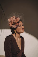 Cargar imagen en el visor de la galería, TOCADO REGINA