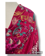 Cargar imagen en el visor de la galería, MANTON MARTINA FRESA CON BUGANVILLA