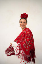Cargar imagen en el visor de la galería, MANTON ALBA CUADRADO ROJO SANGRE