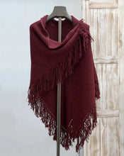 Cargar imagen en el visor de la galería, CAPA DE PUNTO BERTA