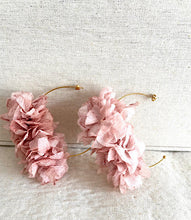 Cargar imagen en el visor de la galería, ARO MAXI FLORES PRESERVADAS