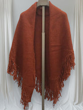 Cargar imagen en el visor de la galería, CAPA DE PUNTO BERTA