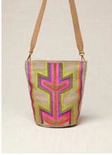 Cargar imagen en el visor de la galería, BOLSO FLECHA