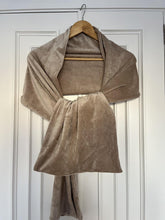 Cargar imagen en el visor de la galería, CHALD BUFANDA TERCIOPELO