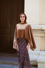 Cargar imagen en el visor de la galería, CAPA TERCIOPELO CORTA