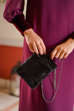 Cargar imagen en el visor de la galería, BOLSO LOUVRE