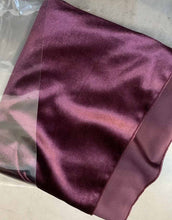 Cargar imagen en el visor de la galería, CAPA TERCIOPELO CORTA