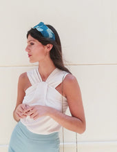 Cargar imagen en el visor de la galería, DIADEMA DE PLUMAS PATO