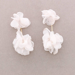 PENDIENTES FLOR GASA