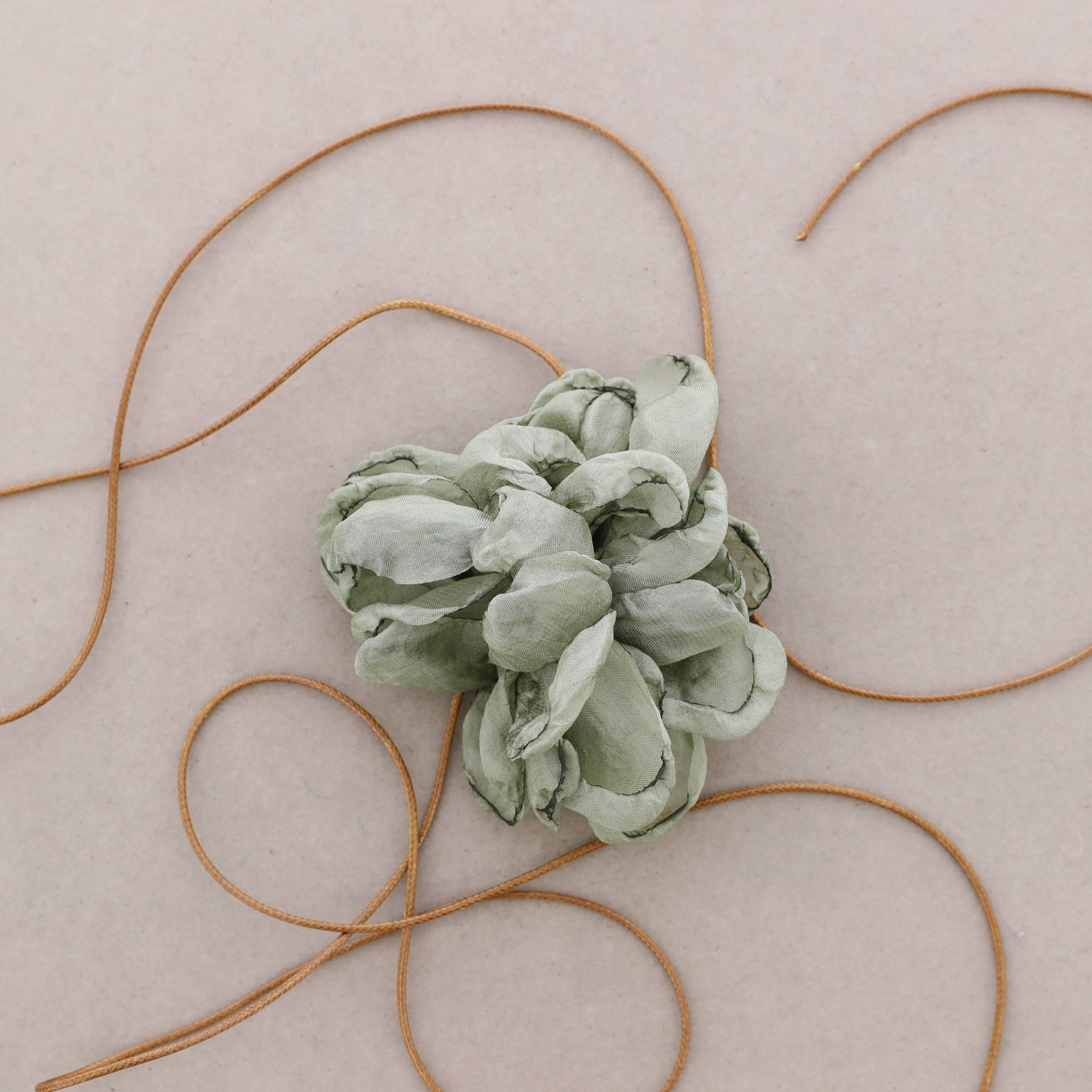 CHOKER FLOR GASA