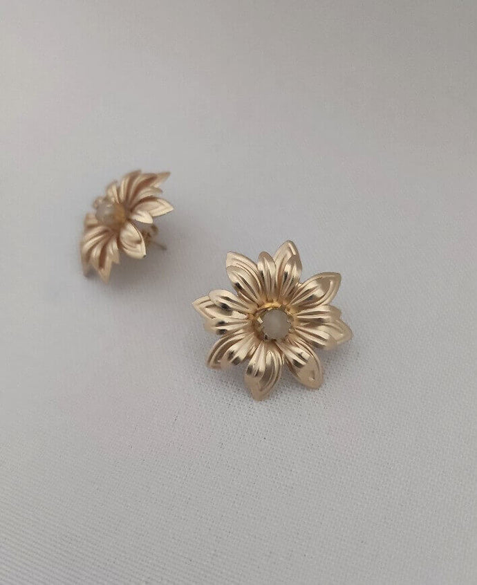 PENDIENTES MARGARITA ORO