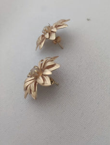 PENDIENTES MARGARITA ORO