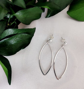 PENDIENTE OVAL PLATA