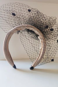 DIADEMA BUTAL ABULTADA TAUPE