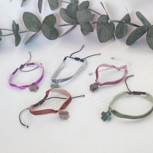 PULSERA TERCIOPELO CRUZ