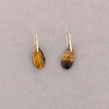 Cargar imagen en el visor de la galería, PENDIENTES GOTA PIEDRA
