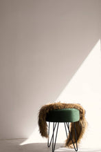 Cargar imagen en el visor de la galería, ESTOLA LEAHT
