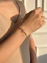 Cargar imagen en el visor de la galería, PULSERA ESTRELLA CADENA
