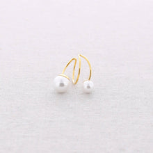 Cargar imagen en el visor de la galería, ANILLO DOBLE PERLA
