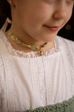 Cargar imagen en el visor de la galería, CHOKER LIMON VIRGEN
