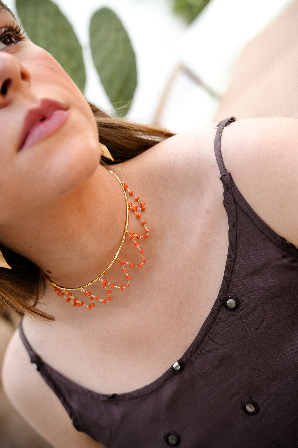 CHOKER TEJA CORAL