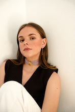 Cargar imagen en el visor de la galería, CHOKER VIOLACEO
