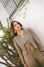 Cargar imagen en el visor de la galería, PENDIENTES METALICOS FLOR
