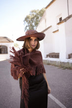 Cargar imagen en el visor de la galería, CAPA DE PUNTO BERTA
