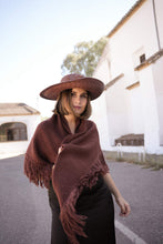 Cargar imagen en el visor de la galería, CAPA DE PUNTO BERTA
