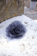 Cargar imagen en el visor de la galería, BROCHE PASADOR FLOR 20 CM
