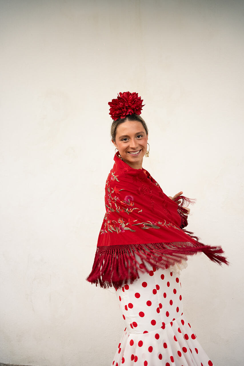 MANTON ALBA CUADRADO ROJO SANGRE