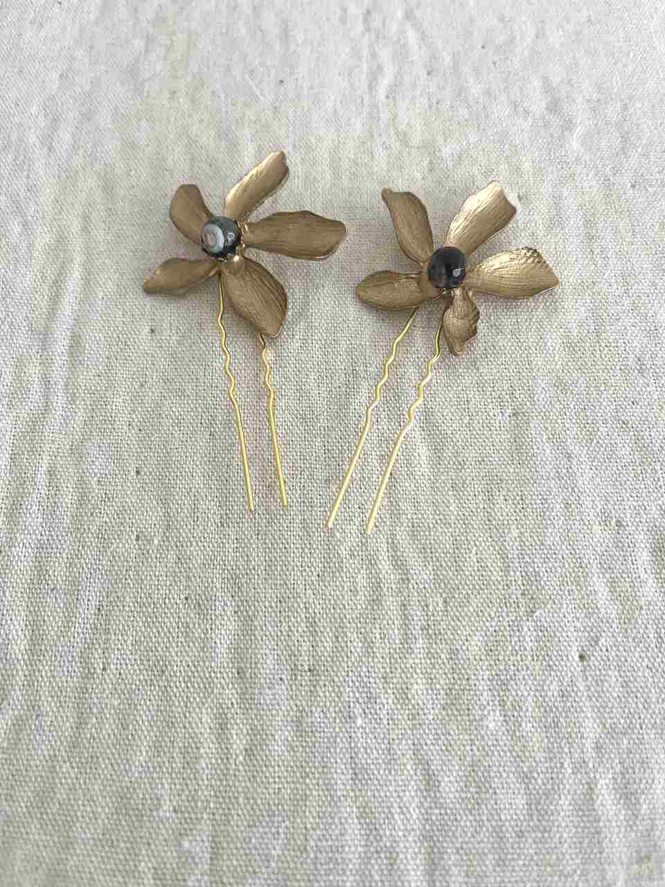 DUO DE FLORES LATON