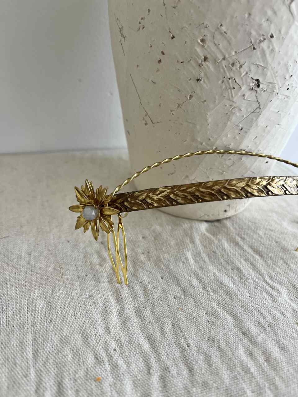 TIARA LABRADA TRASERA
