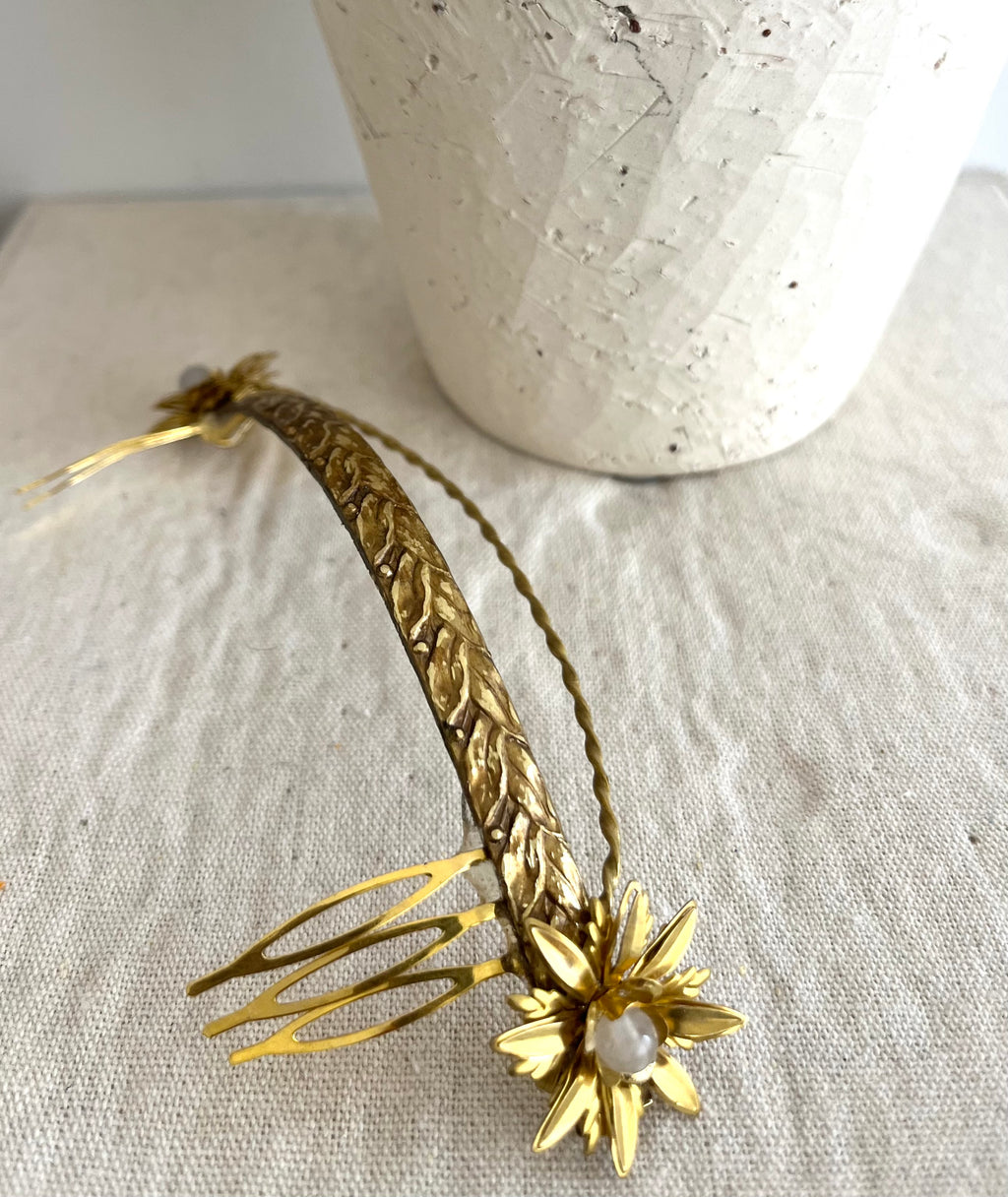 TIARA LABRADA TRASERA