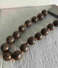 Cargar imagen en el visor de la galería, COLLAR NUDOS PIEDRAS NATURALES
