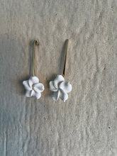 Cargar imagen en el visor de la galería, PENDIENTER CARDENIA
