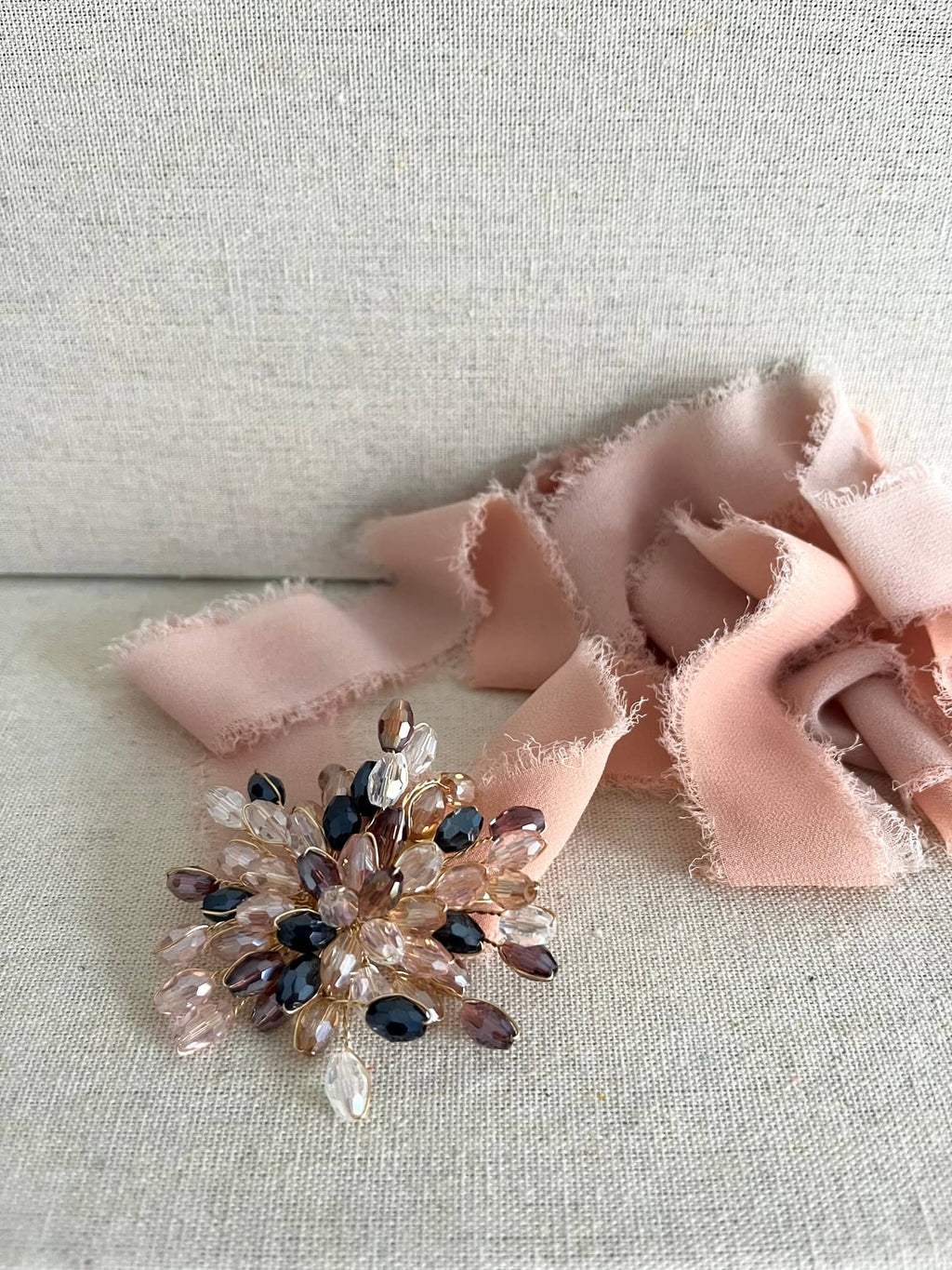 CHOKER GASA DESFLECADO