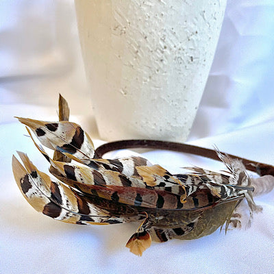 DIADEDEMA DE PLUMAS DE FAISAN