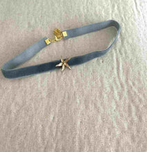 Cargar imagen en el visor de la galería, CHOKER JAZMIN TERCIOPELO
