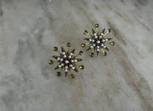 Cargar imagen en el visor de la galería, PENDIENTES ESTRELLA OLIVE
