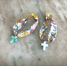 Cargar imagen en el visor de la galería, PULSERA LIBERTY CRUZ CERAMICA
