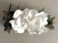 Cargar imagen en el visor de la galería, TOCADO GARDENIA
