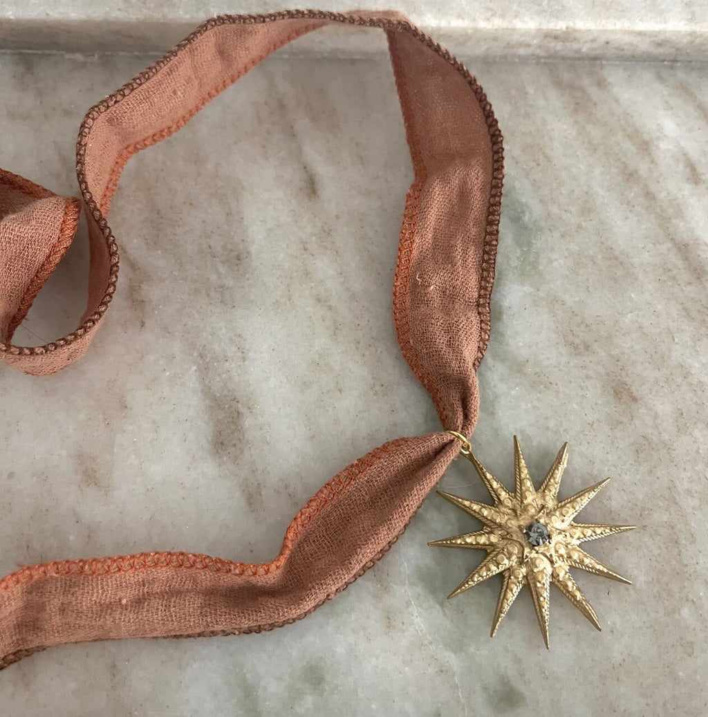 CHOKER GASA ESTRELLA