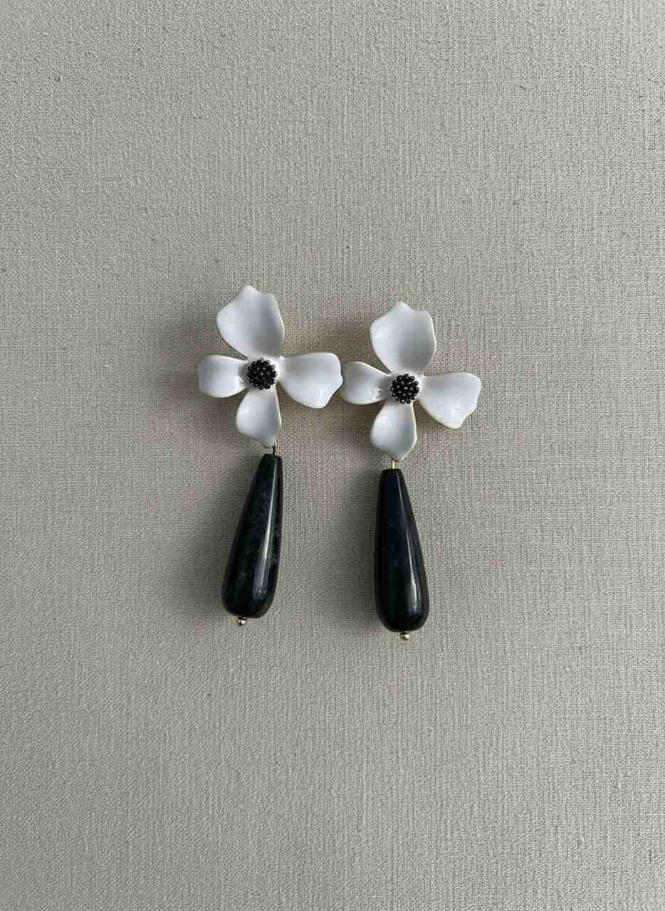 PENDIENTES FLOR ESMALTADA