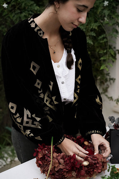 CHAQUETA TRIBU BORADADA