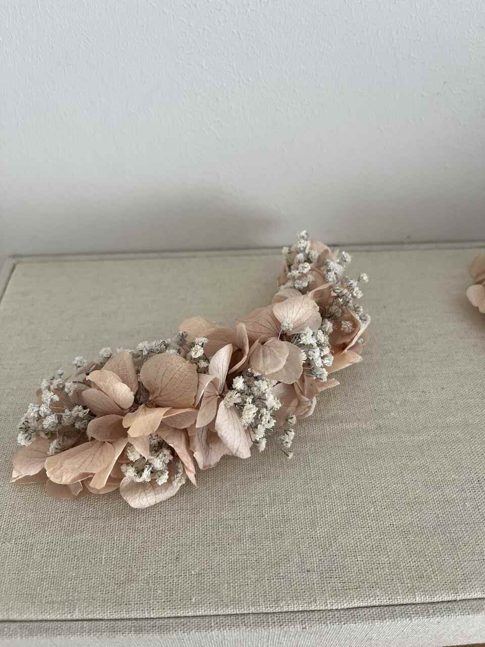TOCADO COMUNION HORTENSIAS NUDE