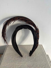 Cargar imagen en el visor de la galería, DIADEMA  MARRON CHOCOLATE
