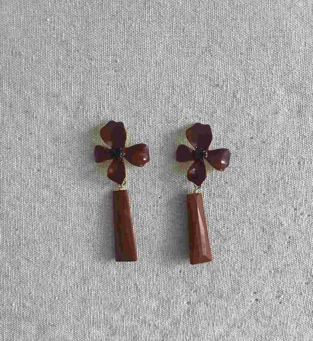 PENDIENTES FLOR ESMALTADA