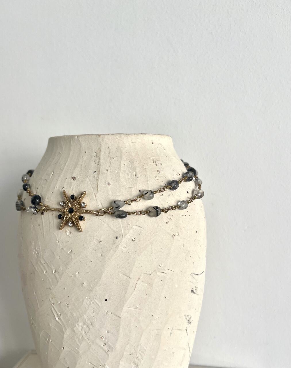 CHOKER ESENCIA